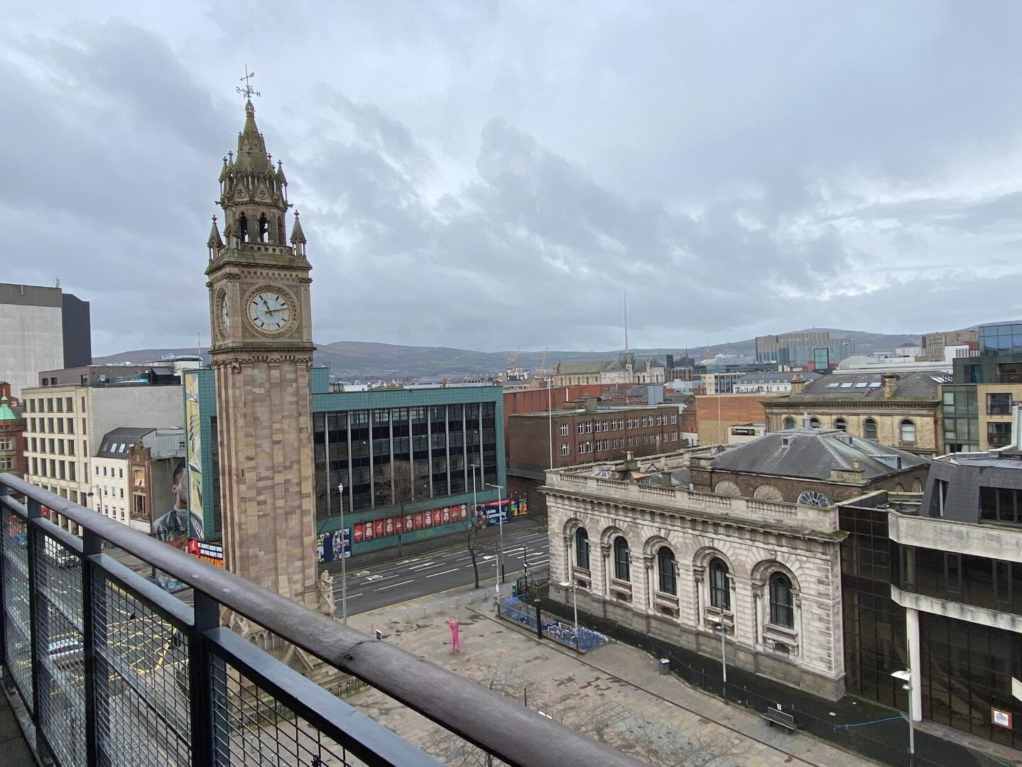 36 Queens Square 14 of 16