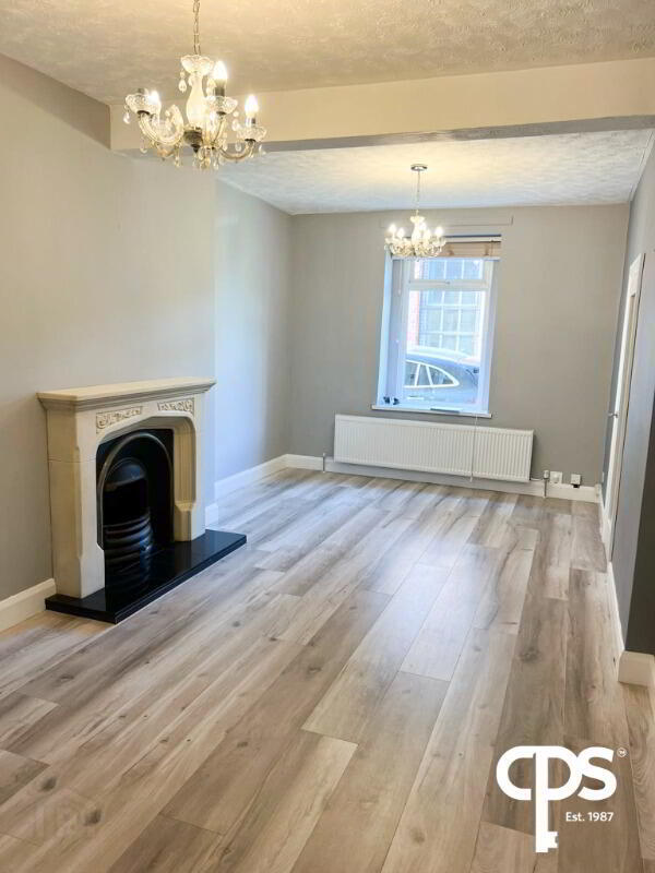 13 Ebrington Street 1 of 16