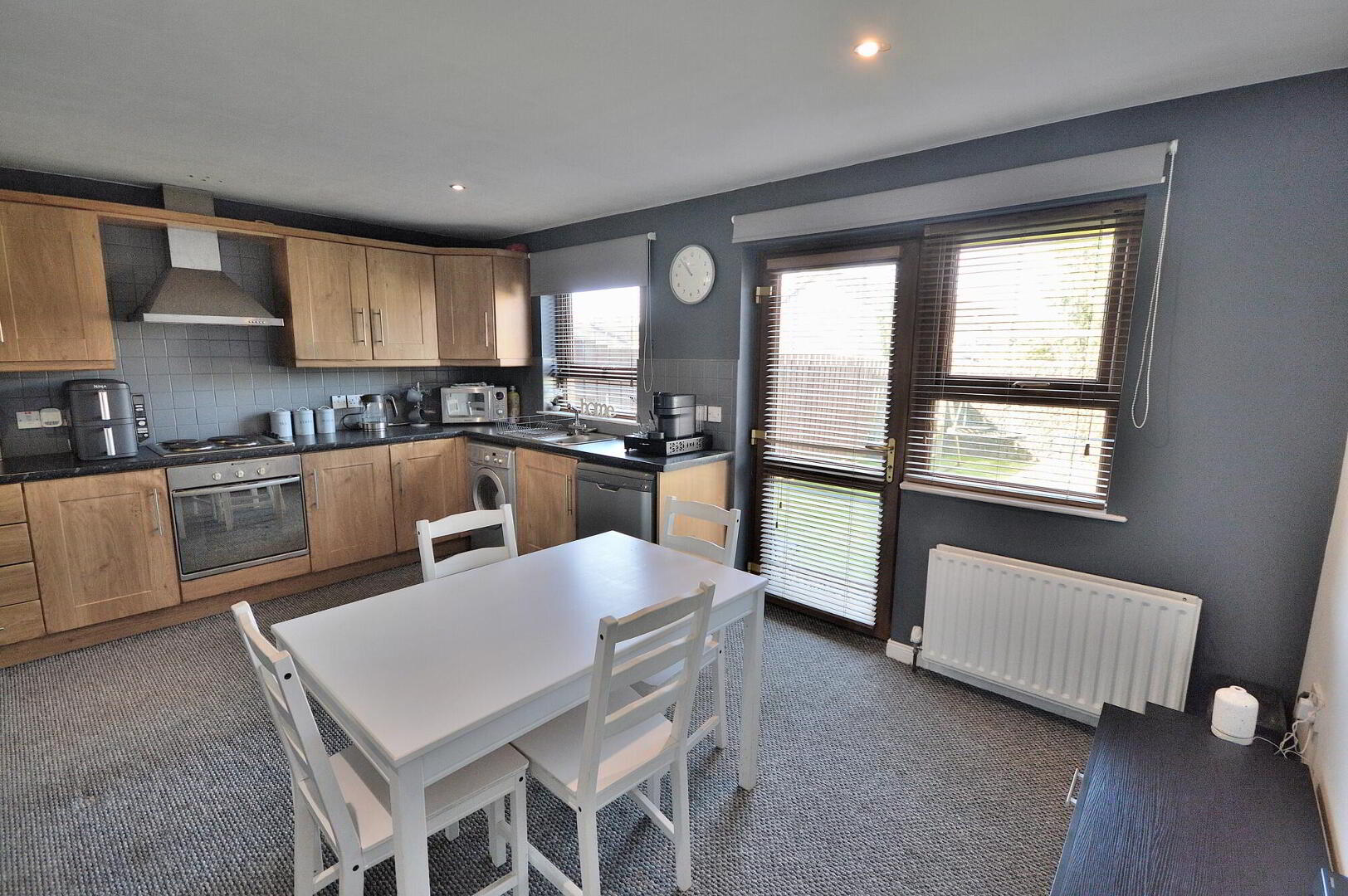 35 Stonebridge Square 8 of 23
