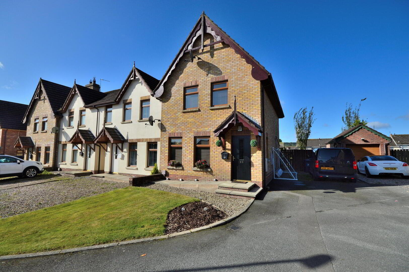 35 Stonebridge Square 21 of 23