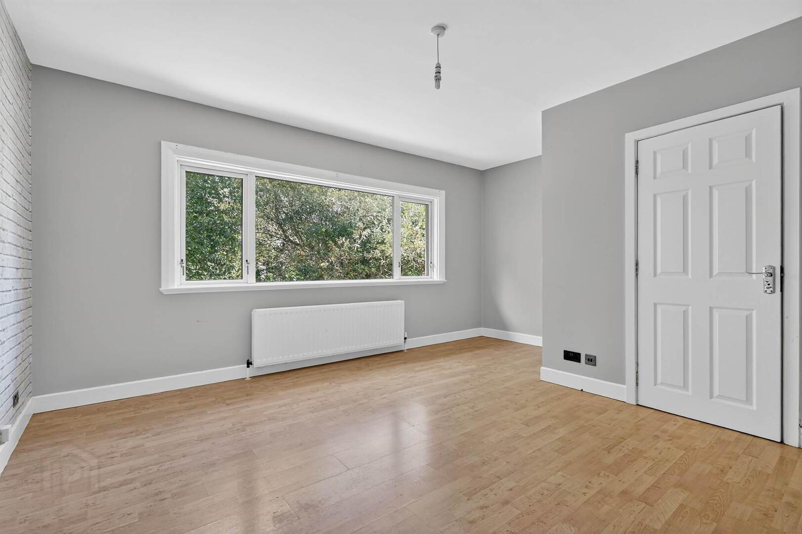 15 Bristow Park 16 of 24