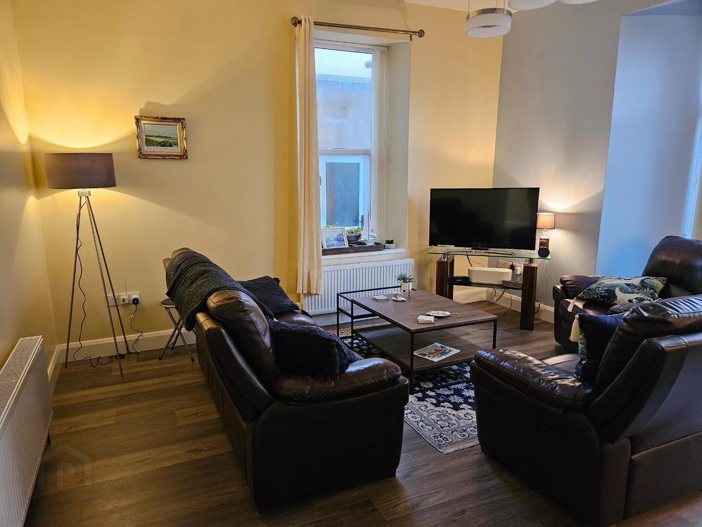 5a Antrim Gardens 1 of 27