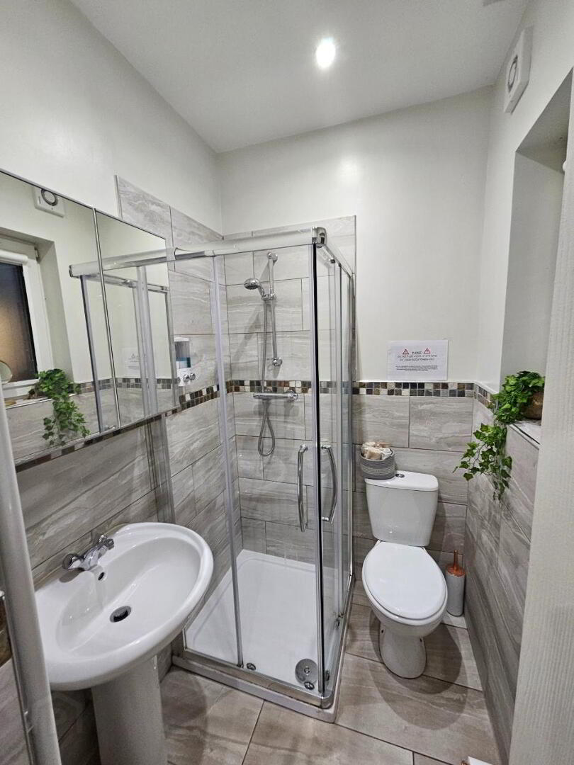 5a Antrim Gardens 14 of 27
