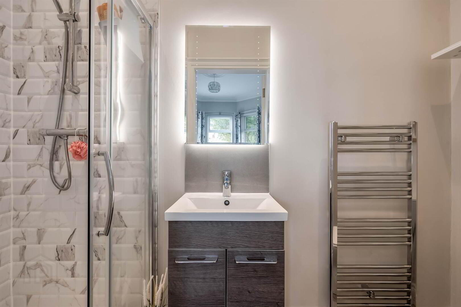 49 Finaghy Park Central 19 of 39
