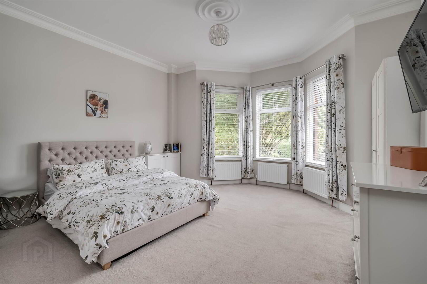 49 Finaghy Park Central 17 of 39