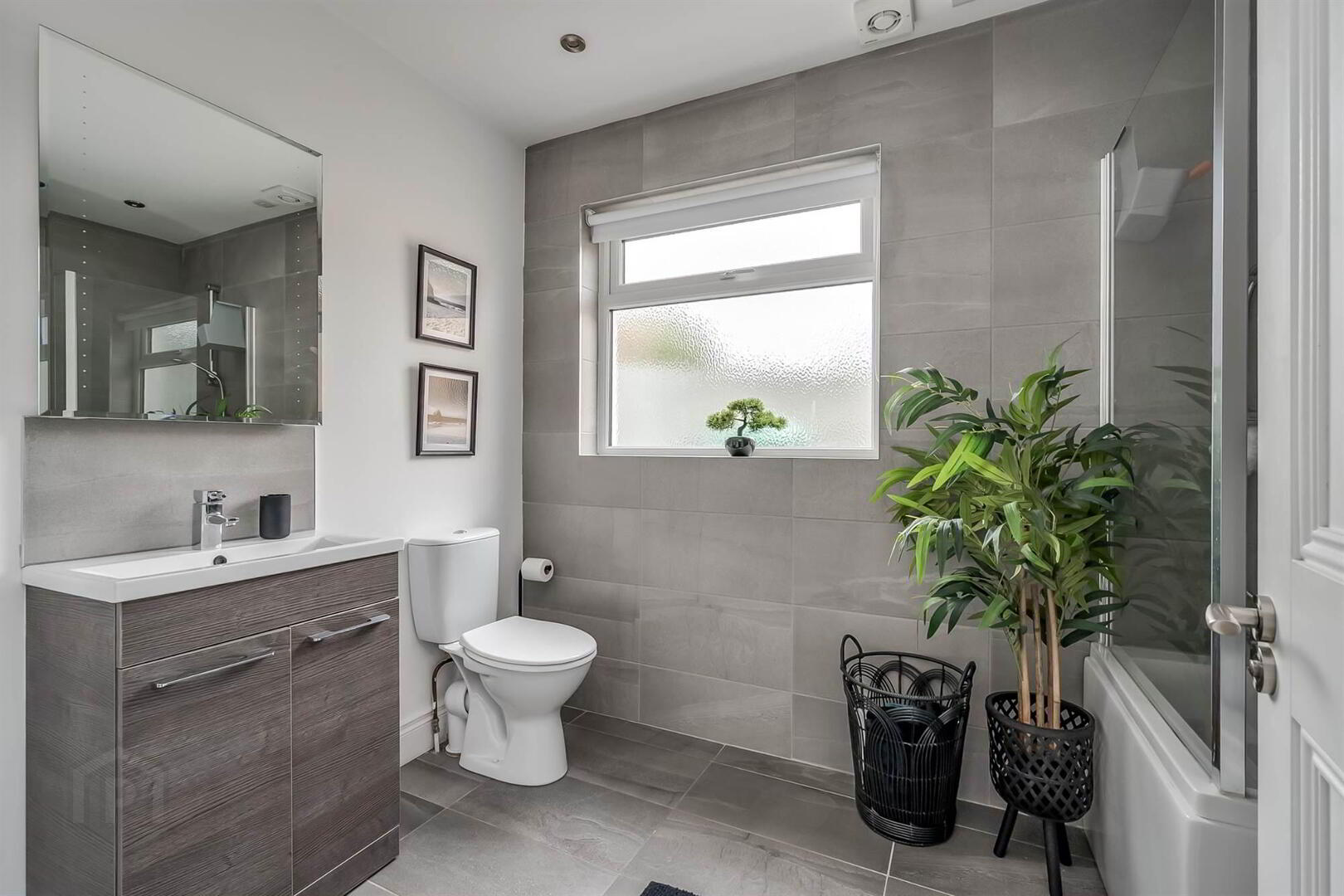 49 Finaghy Park Central 21 of 39
