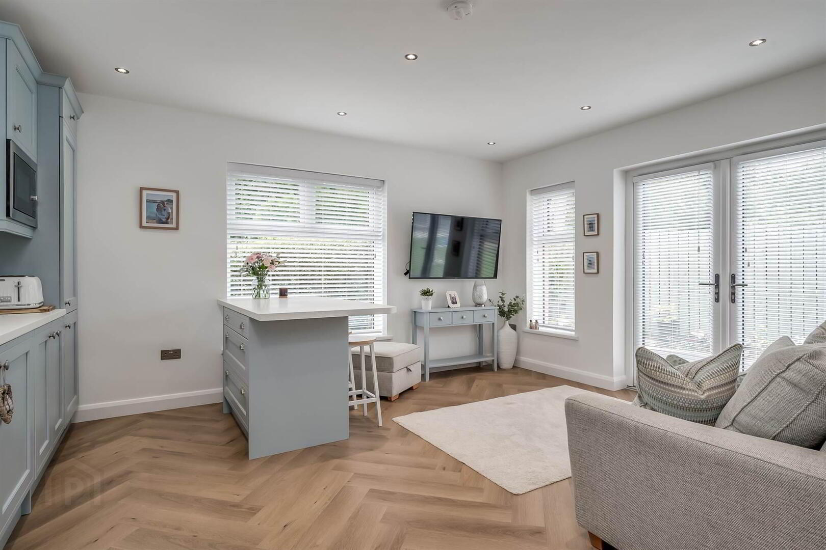 49 Finaghy Park Central 31 of 39