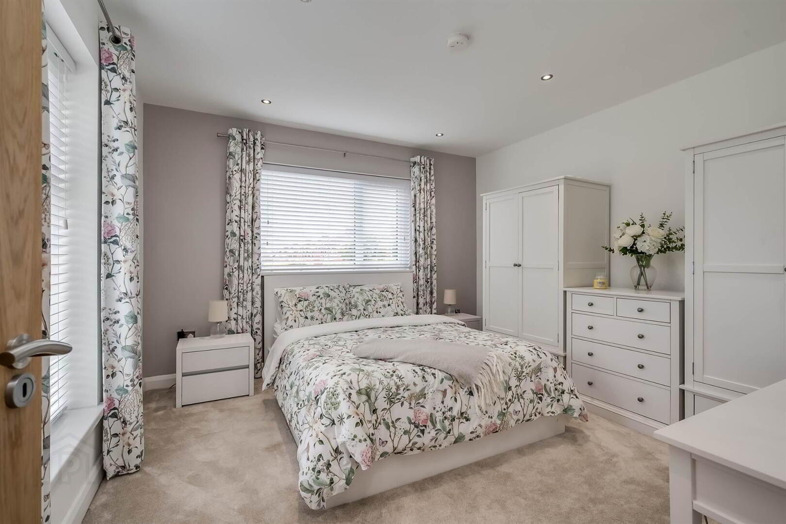 49 Finaghy Park Central 36 of 39