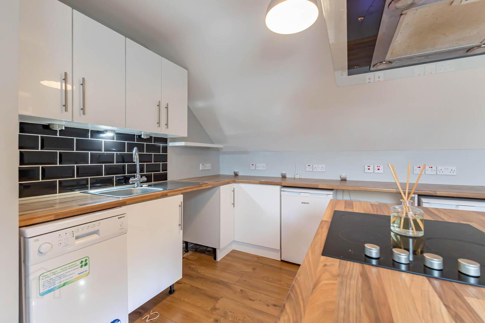 The Loft Apartment, 15 Reservoir Road 10 of 32