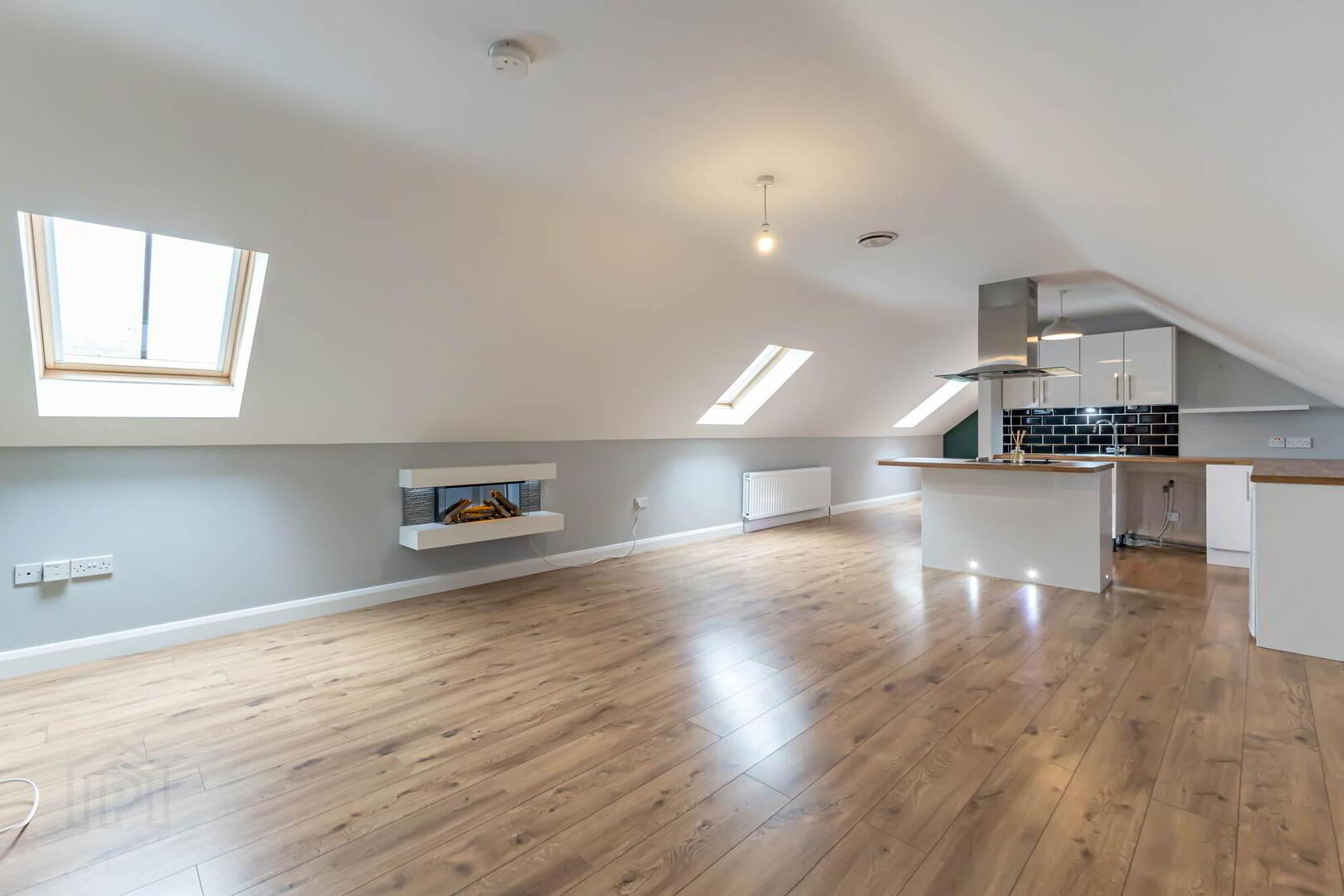The Loft Apartment, 15 Reservoir Road 12 of 32