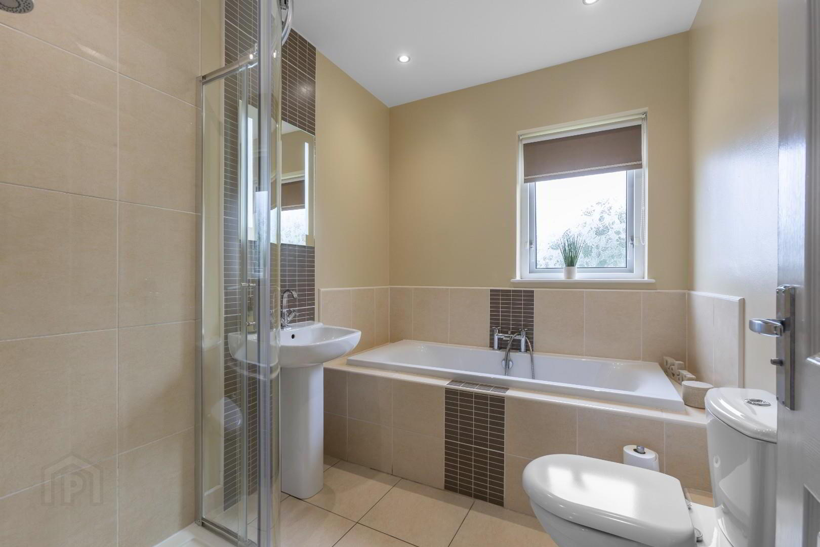 94 Roe Mill Road 33 of 41