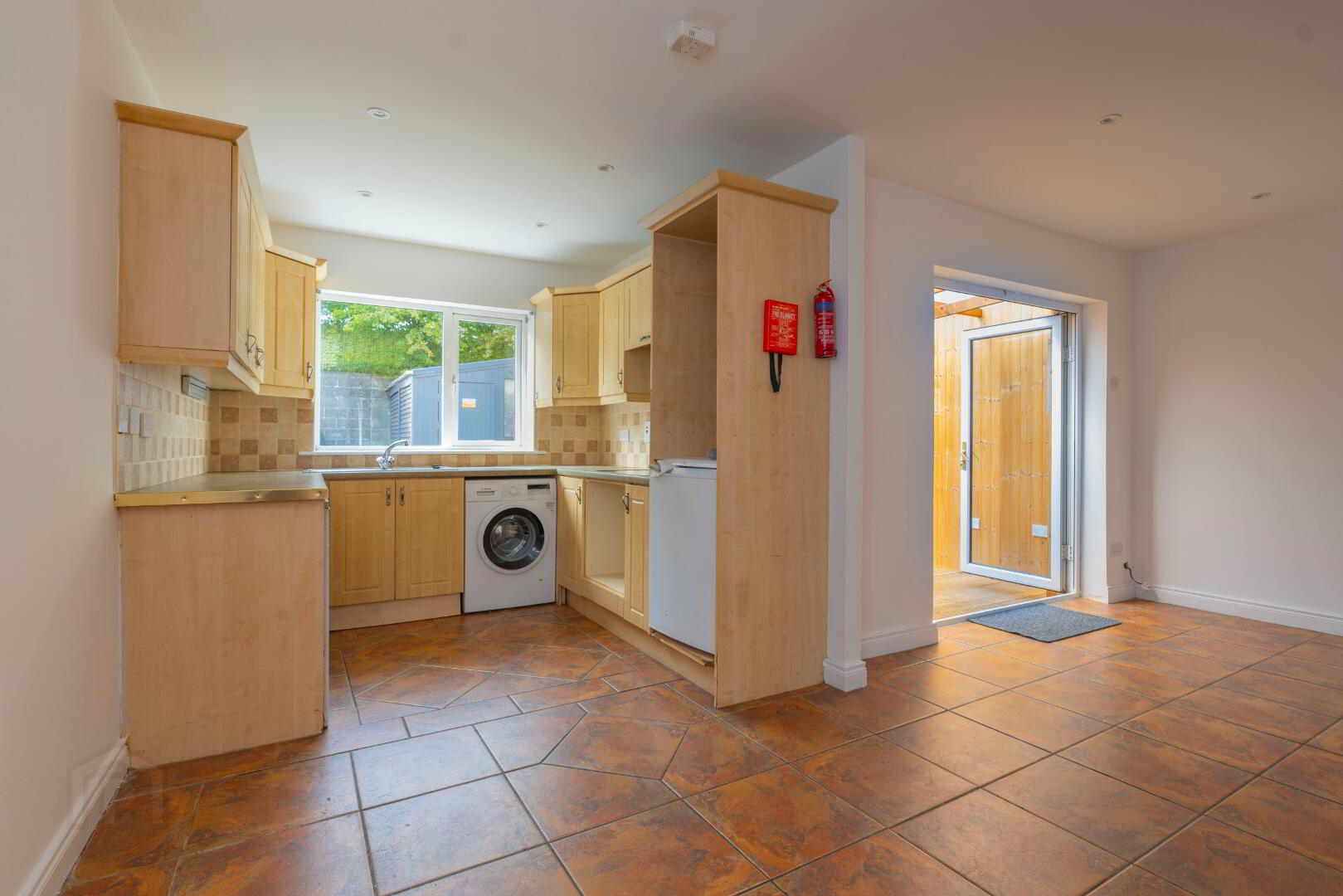 6 Cherryhill Road 3 of 13