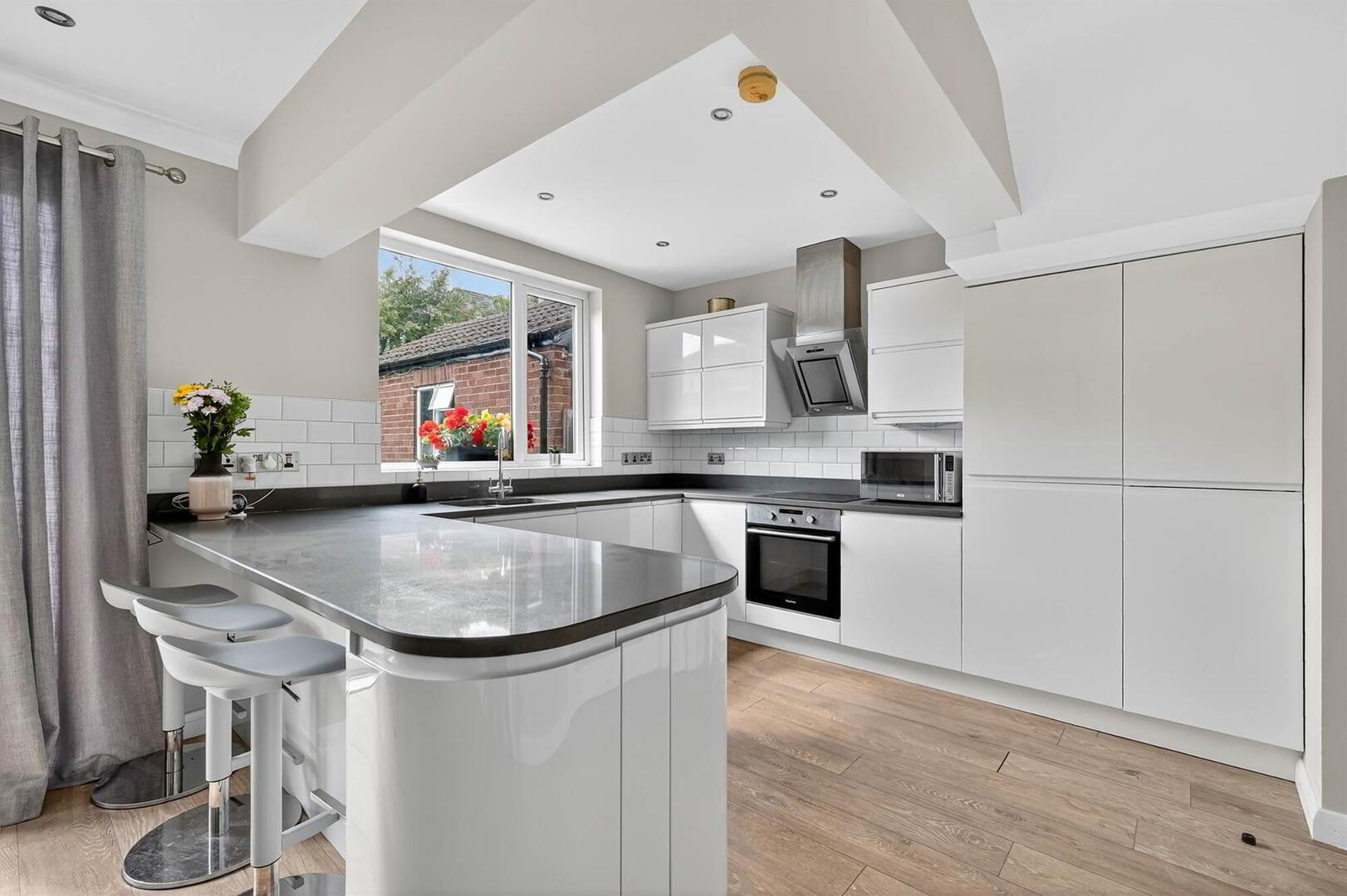 8 Norwood Crescent 7 of 16