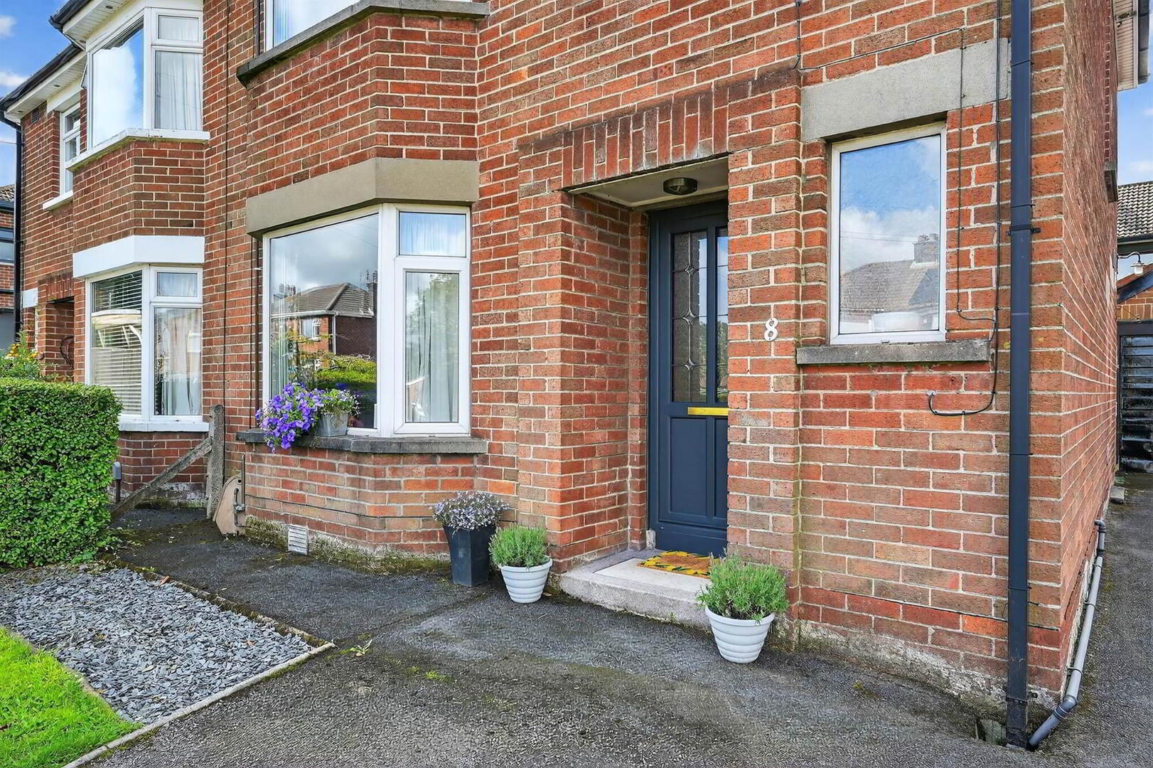 property description image