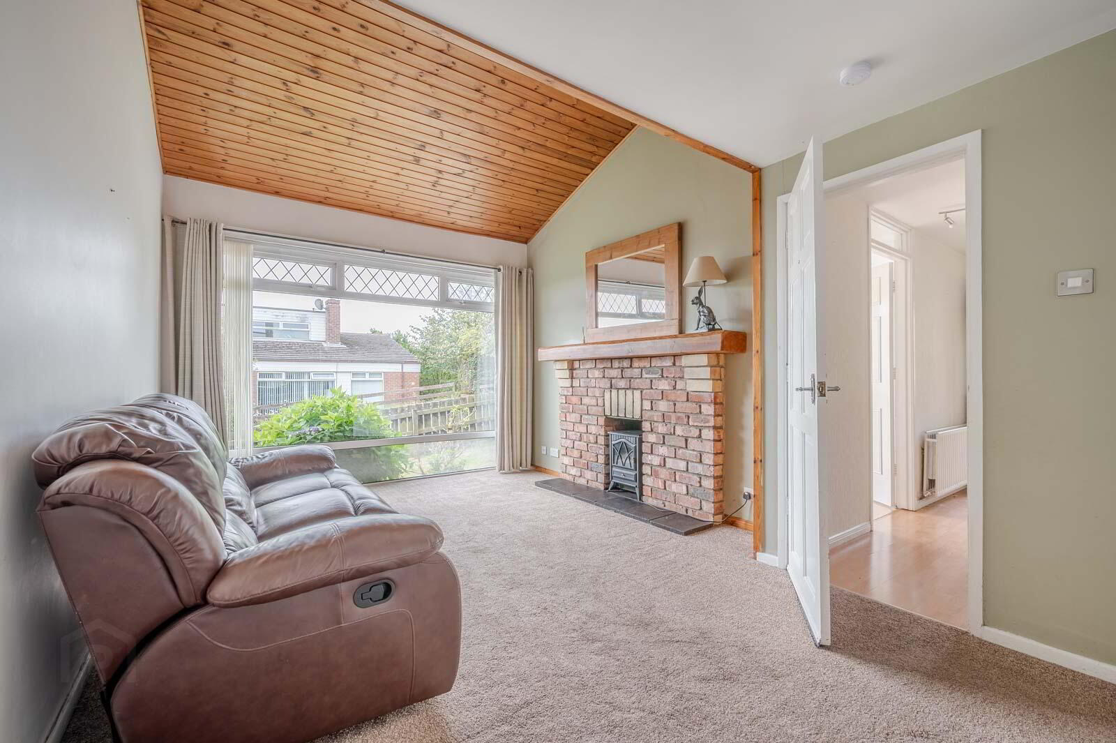 1 Rostrevor Close 6 of 23
