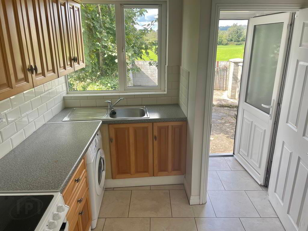 9 Cook Street 3 of 12