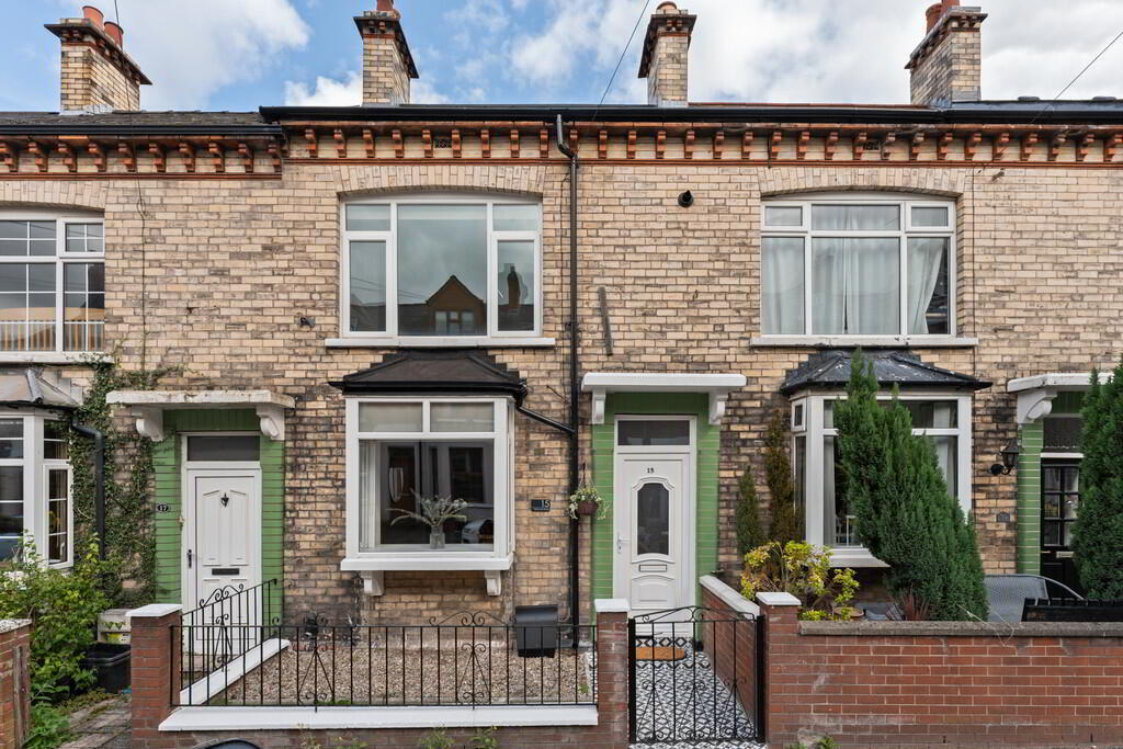 Adelaide Cottages, 15 Rathcool Street 1 of 14