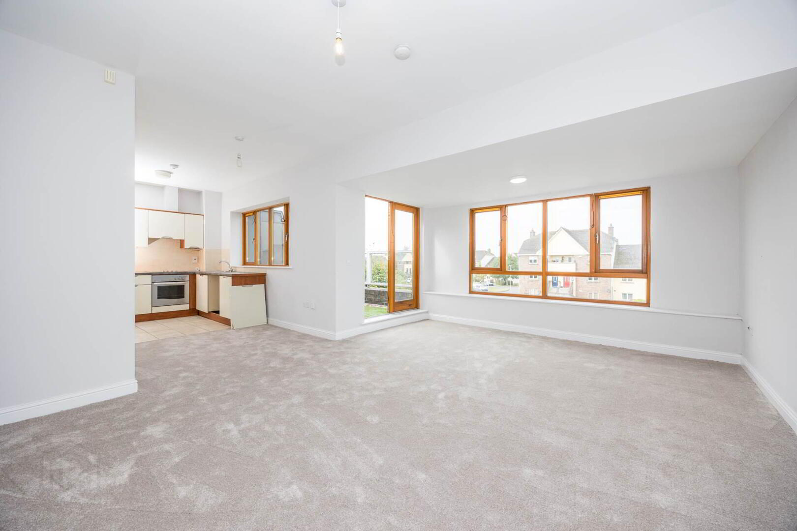 16 Seagrave Square 4 of 18