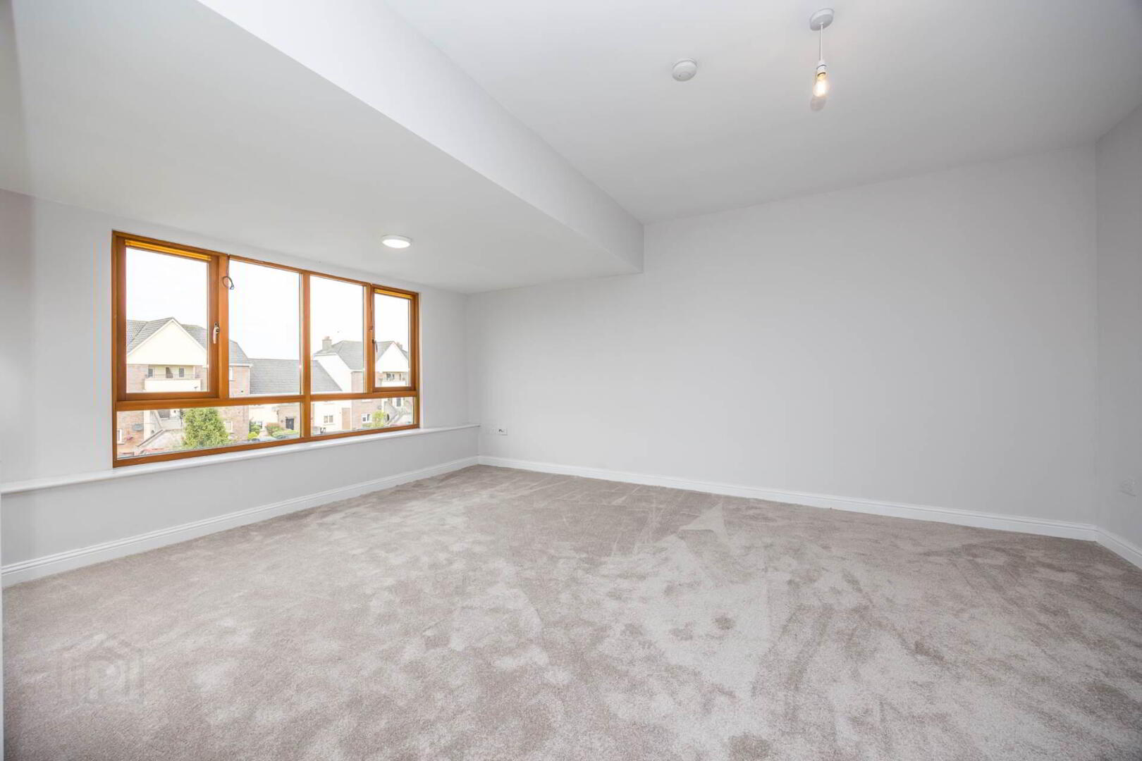 16 Seagrave Square 7 of 18
