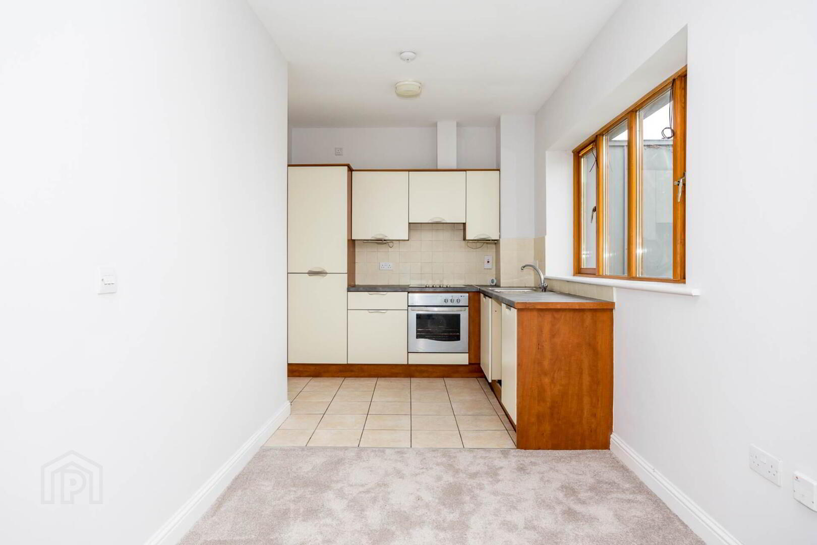 16 Seagrave Square 8 of 18