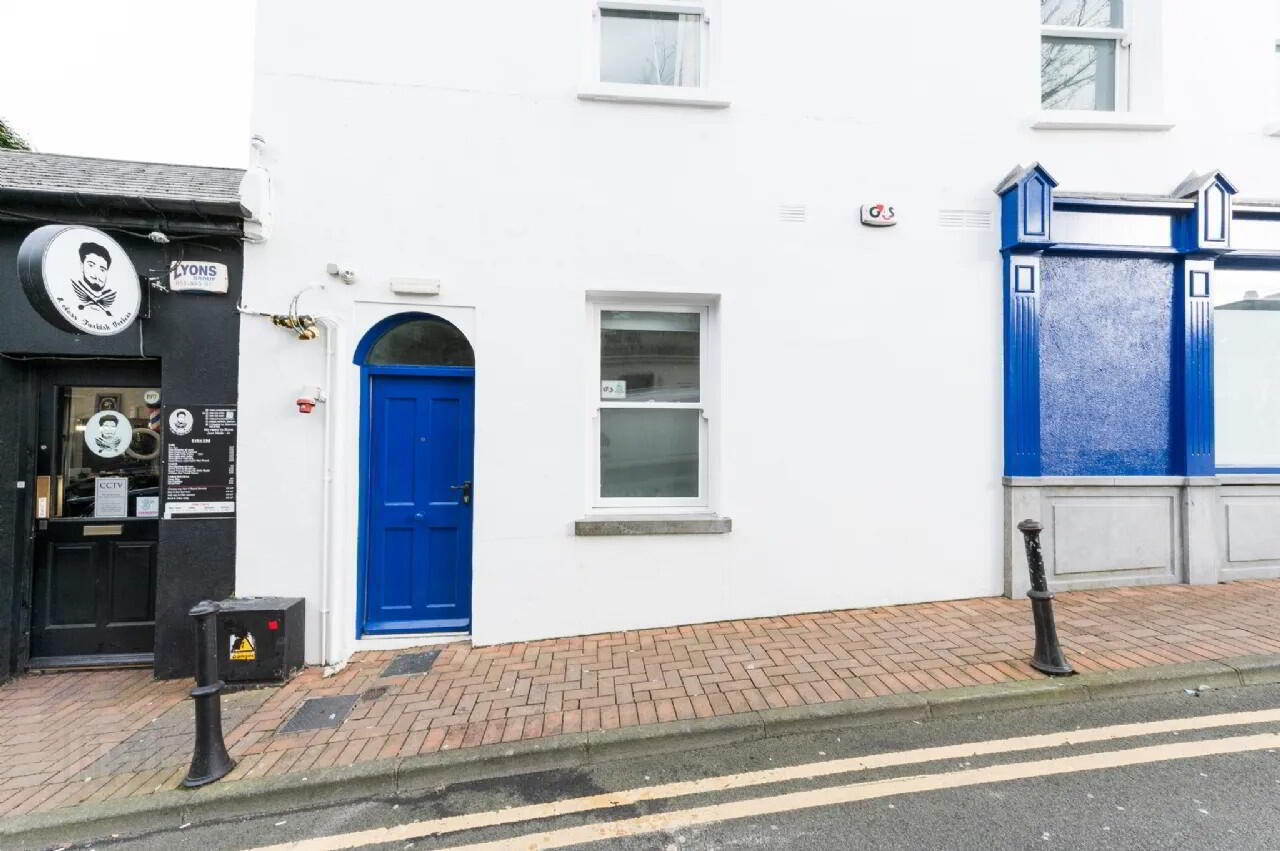 55 High Street 3 of 24