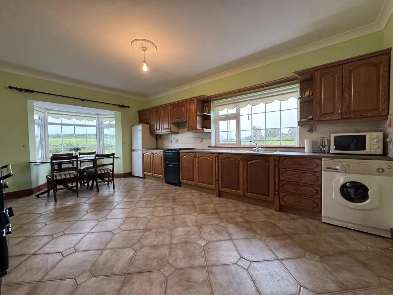 Emlybeg South 7 of 29