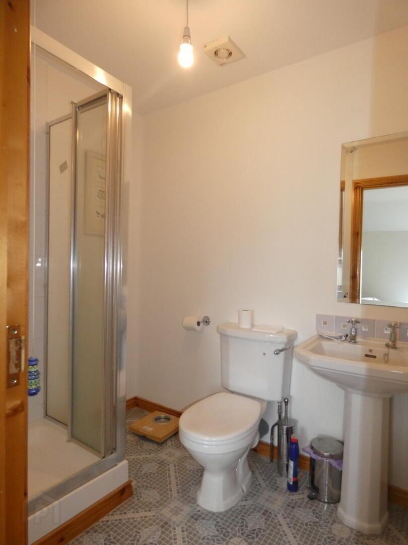 14 Cromlech Court 11 of 17