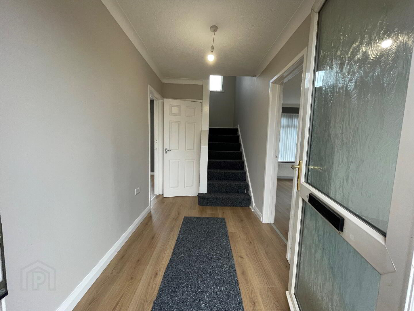 85a Belfast Road 2 of 26