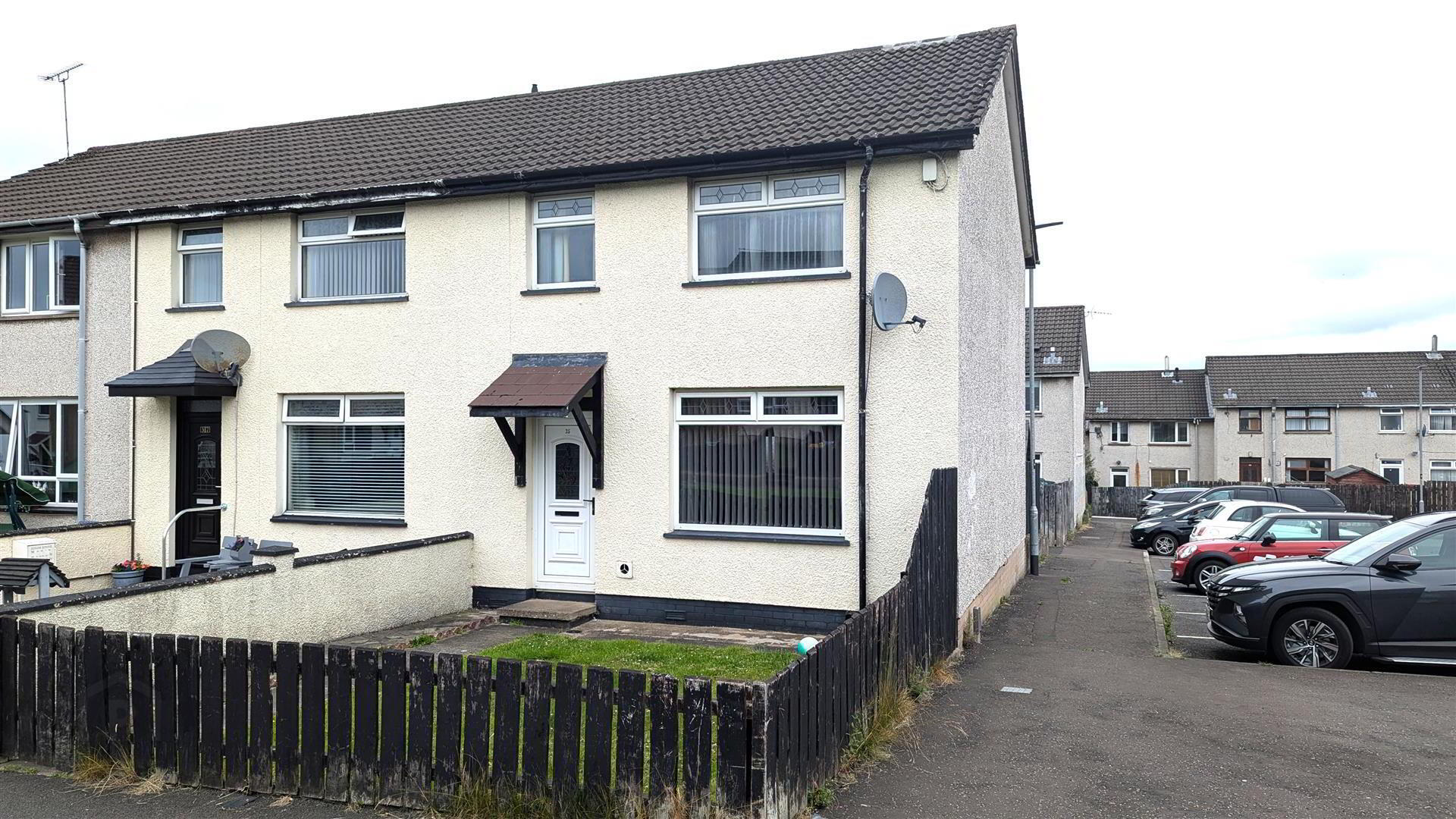 35 Portlee Walk 1 of 13