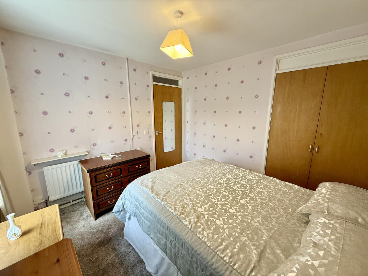 2 Castle Court 11 of 23