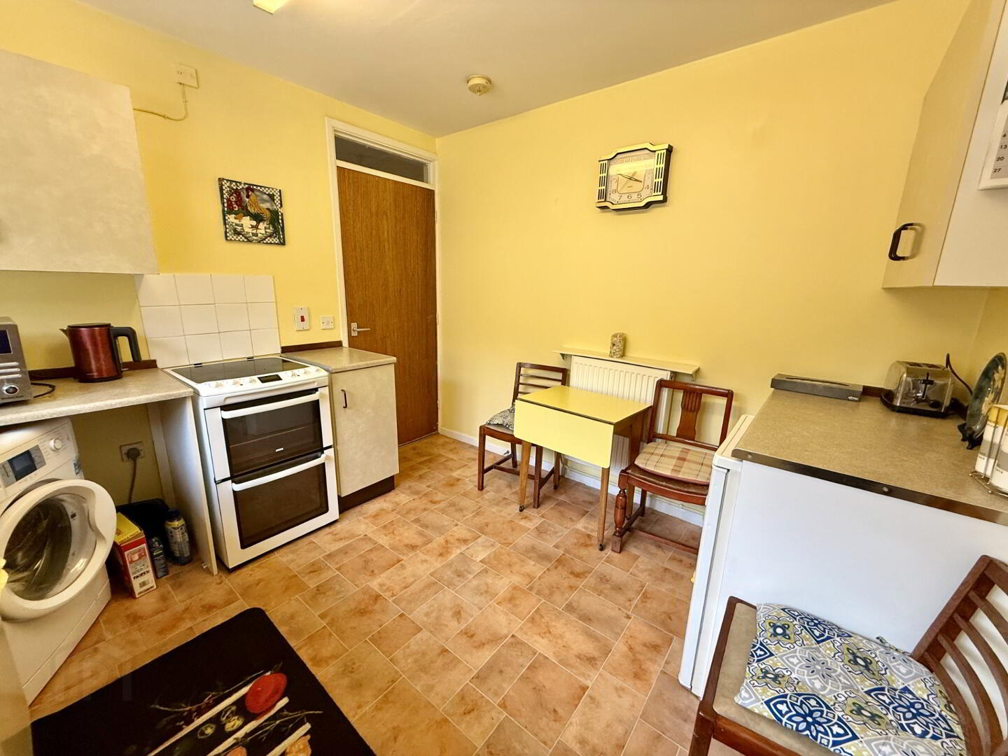 2 Castle Court 15 of 23