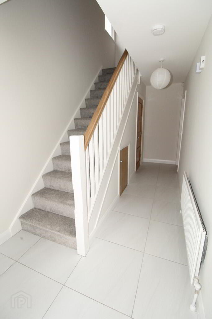 11 Avondale Court 3 of 21