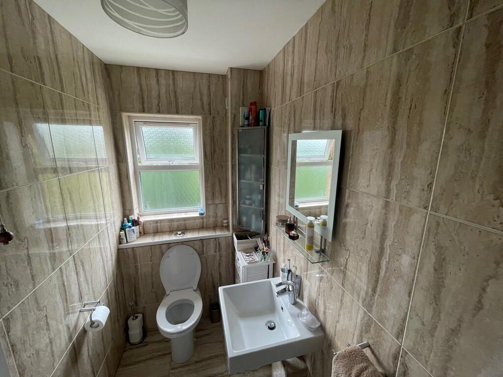 18 Linen Mill Grove 10 of 18