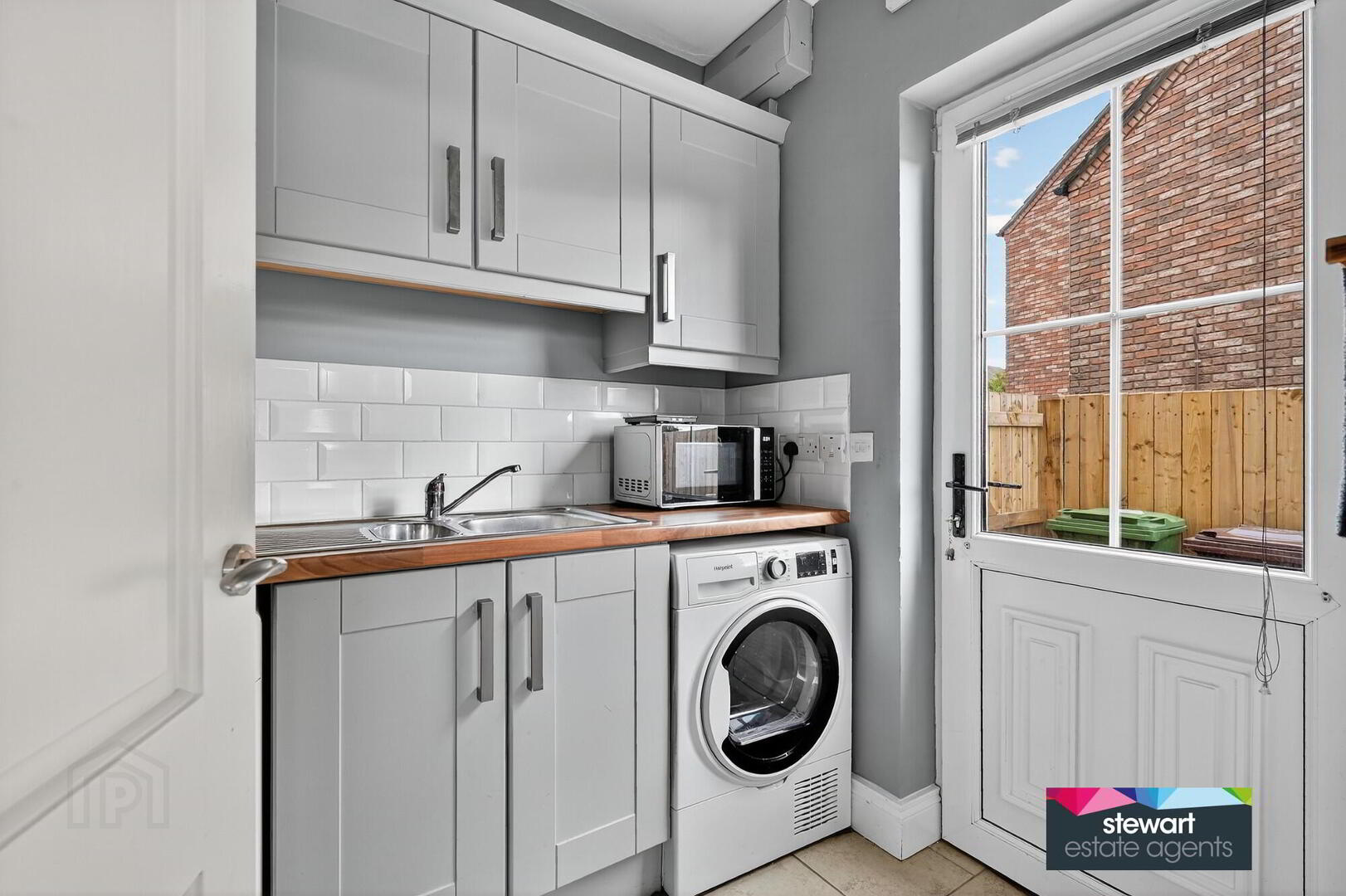 78 Glebe Gardens 16 of 31