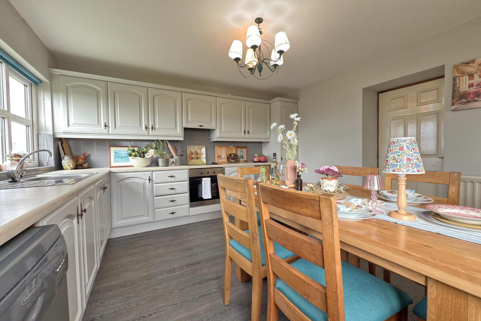 30 Causeway Road 6 of 16