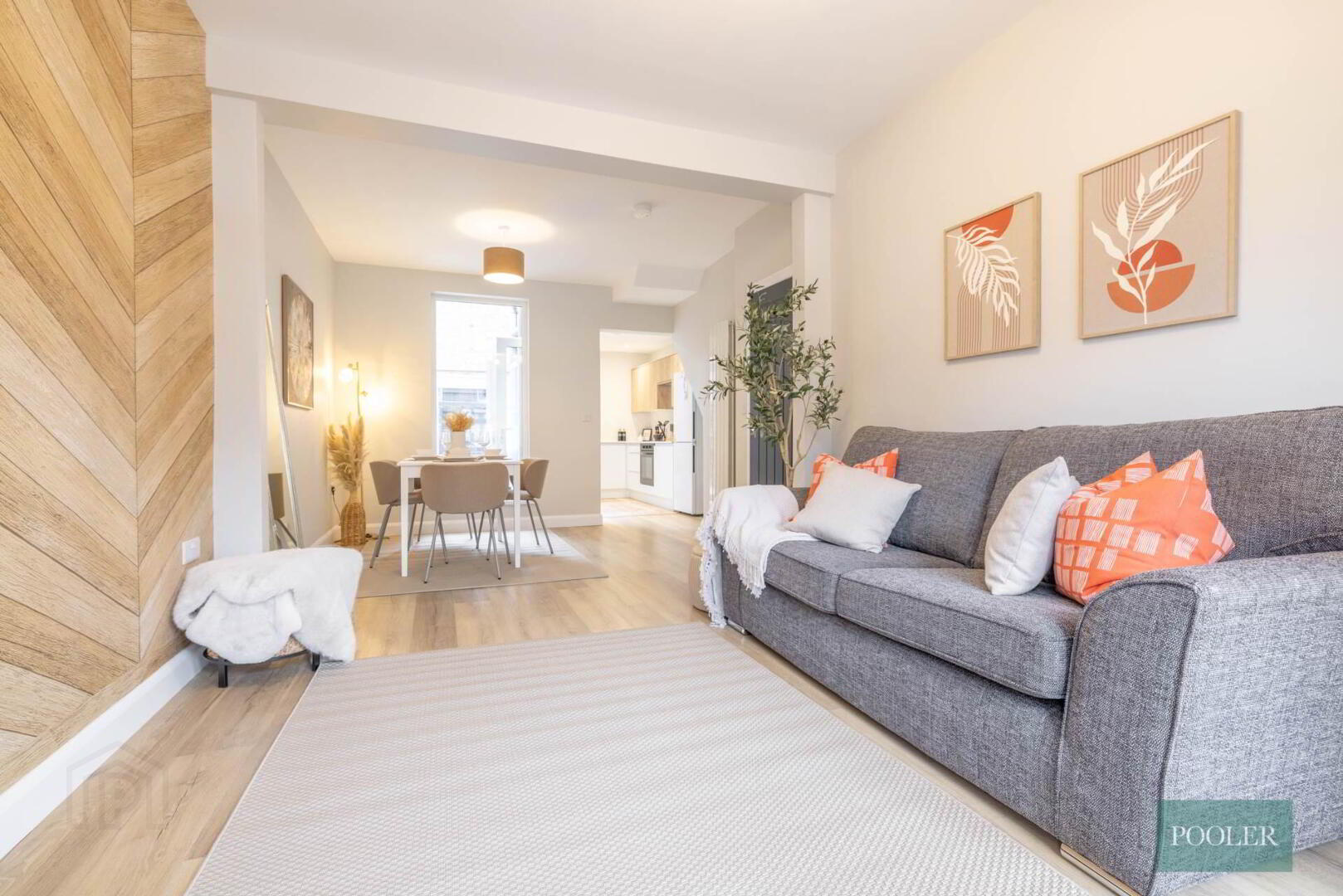 229 Ravenhill Avenue 8 of 47