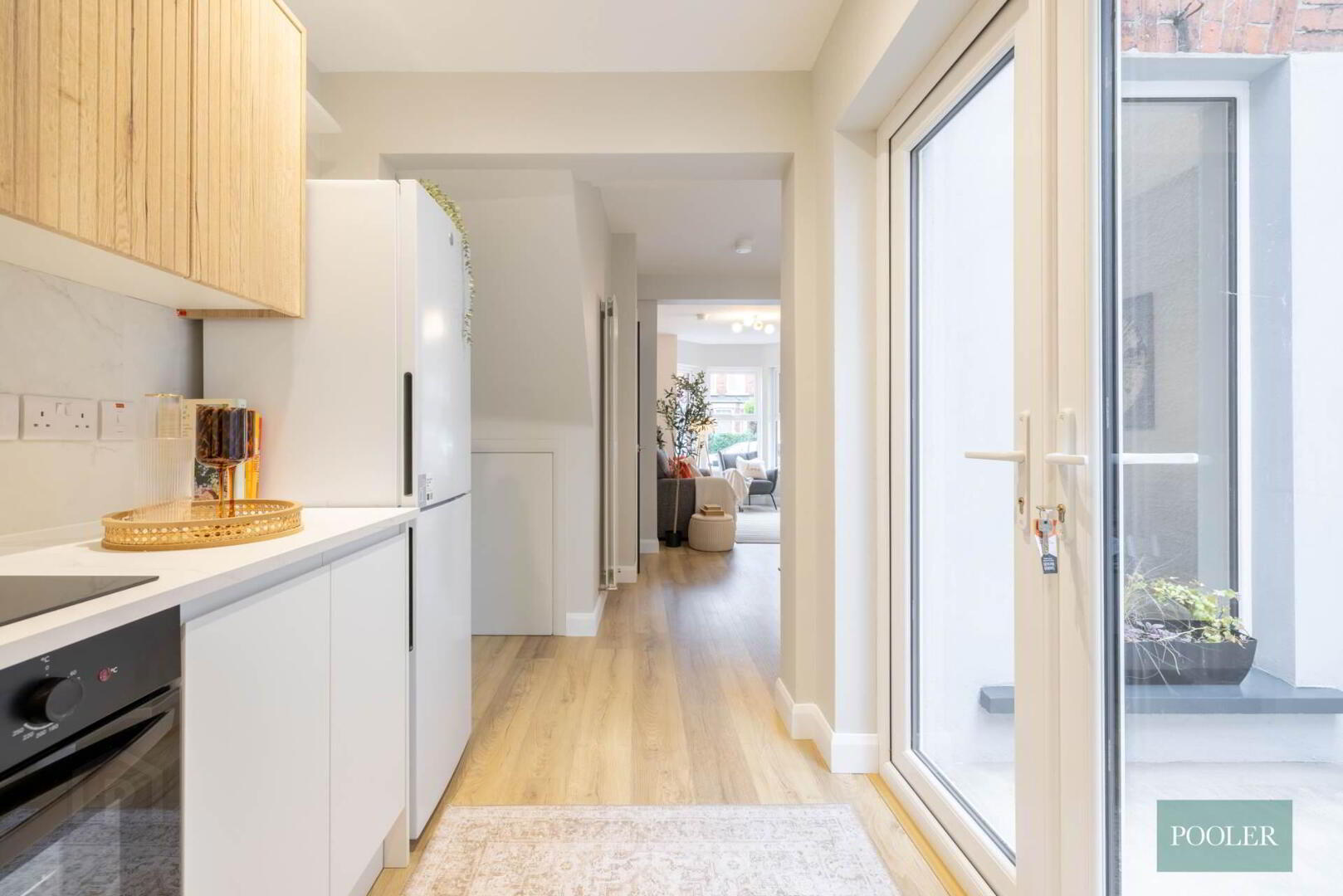 229 Ravenhill Avenue 25 of 47