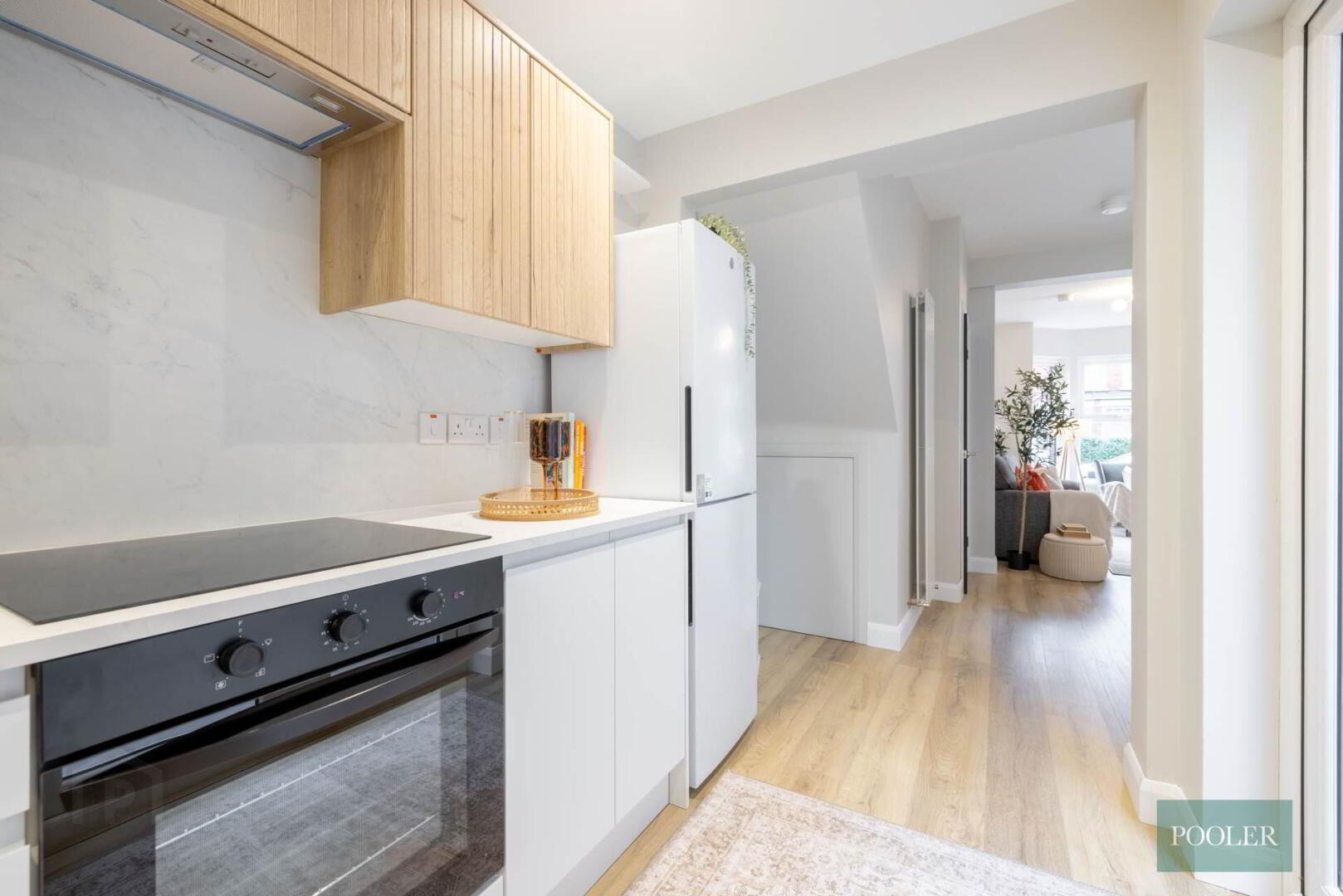 229 Ravenhill Avenue 24 of 47