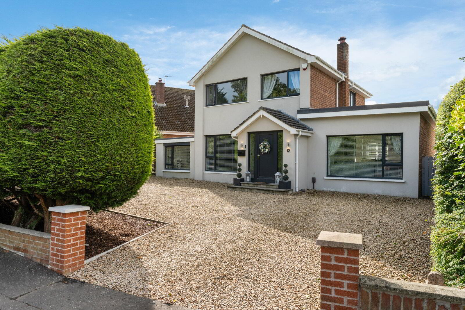 12 Invergarry Avenue 1 of 40
