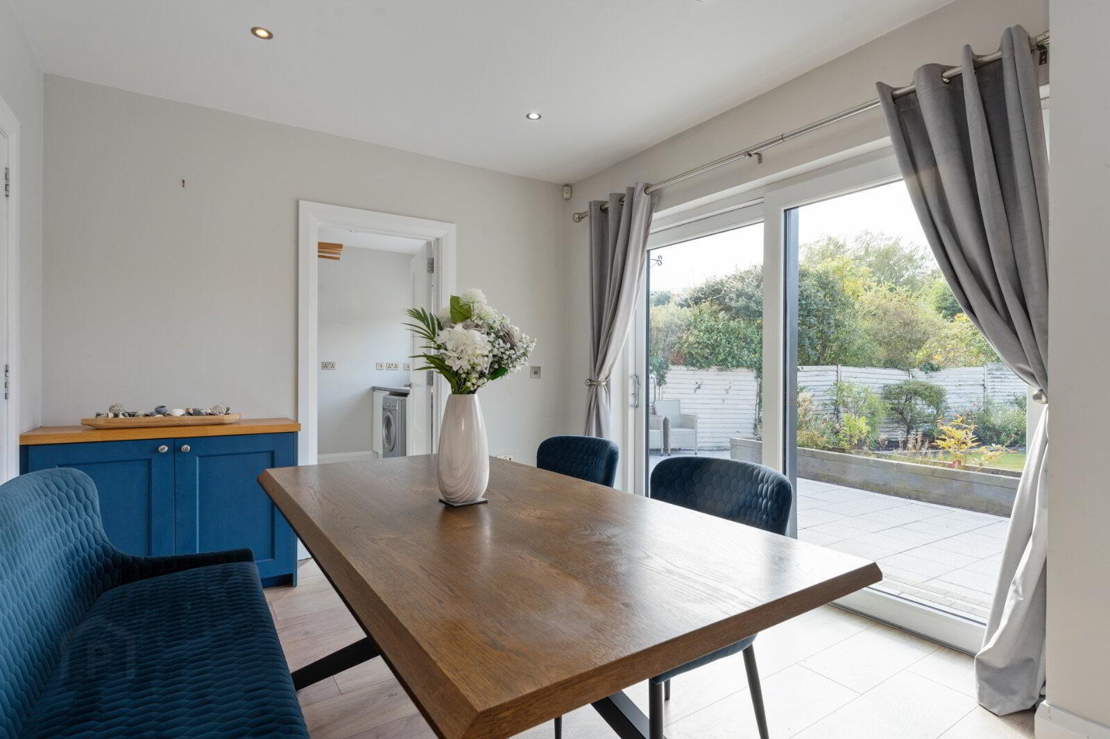 12 Invergarry Avenue 14 of 40