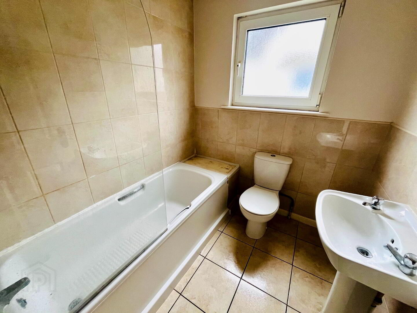 6 Castle View, Castle View Quay 11 of 17