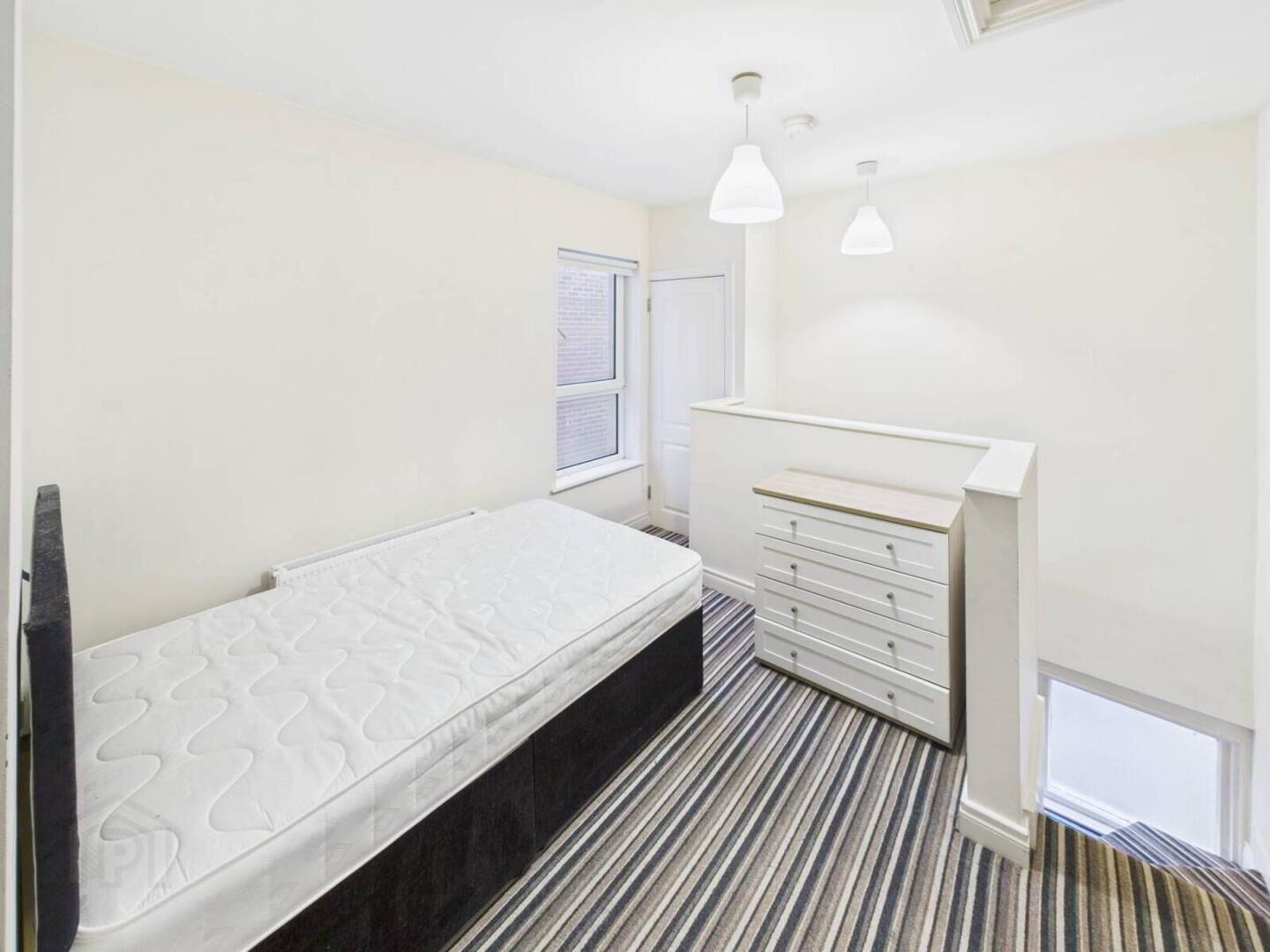 Apartment 2 18 Claremont Street 5 of 6