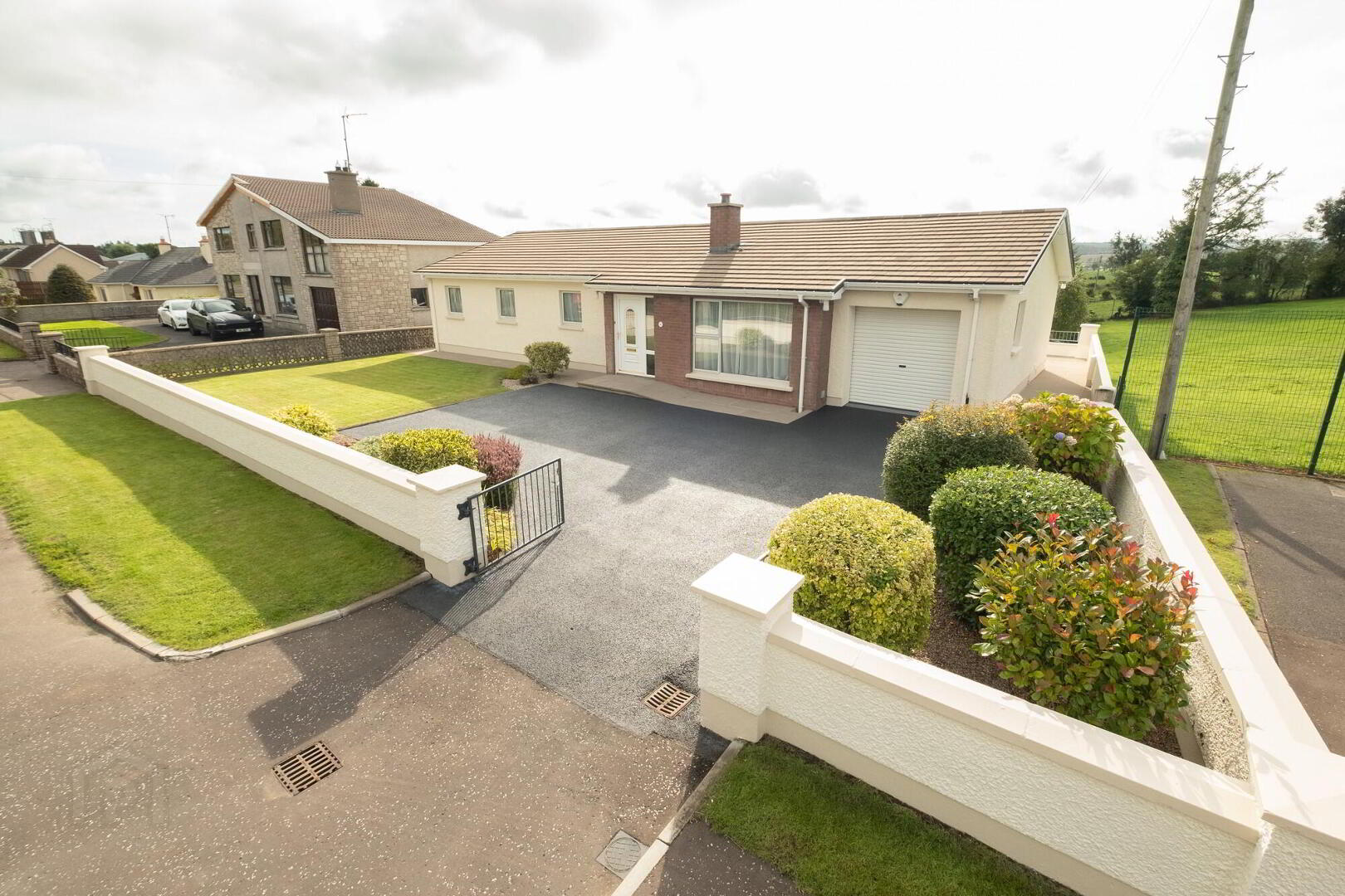 60 Colebrooke Road 1 of 32