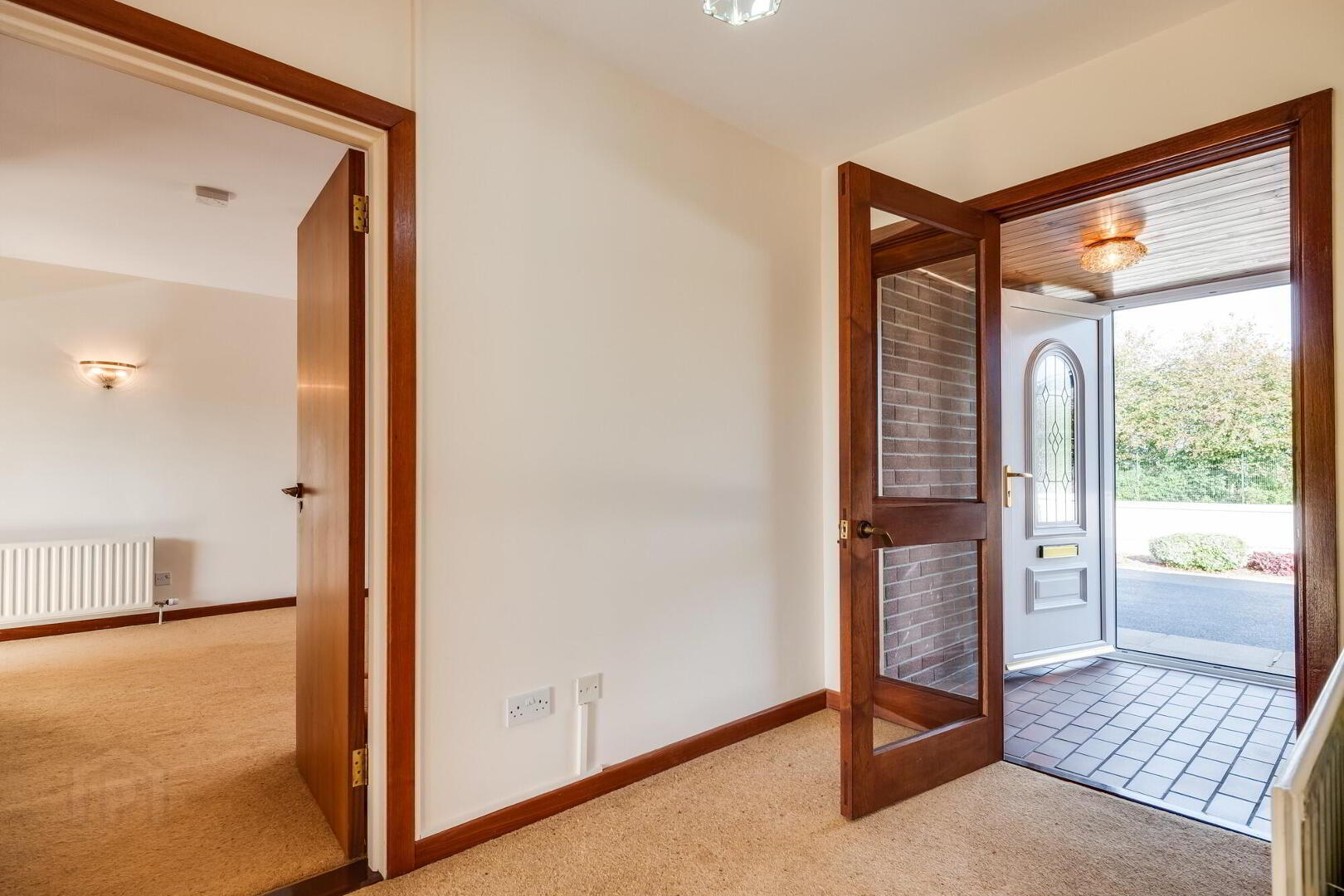 60 Colebrooke Road 3 of 32