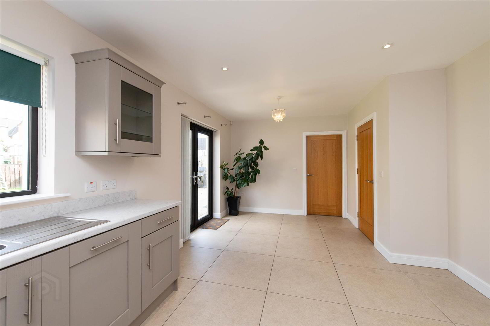49 Bishops Green 11 of 26