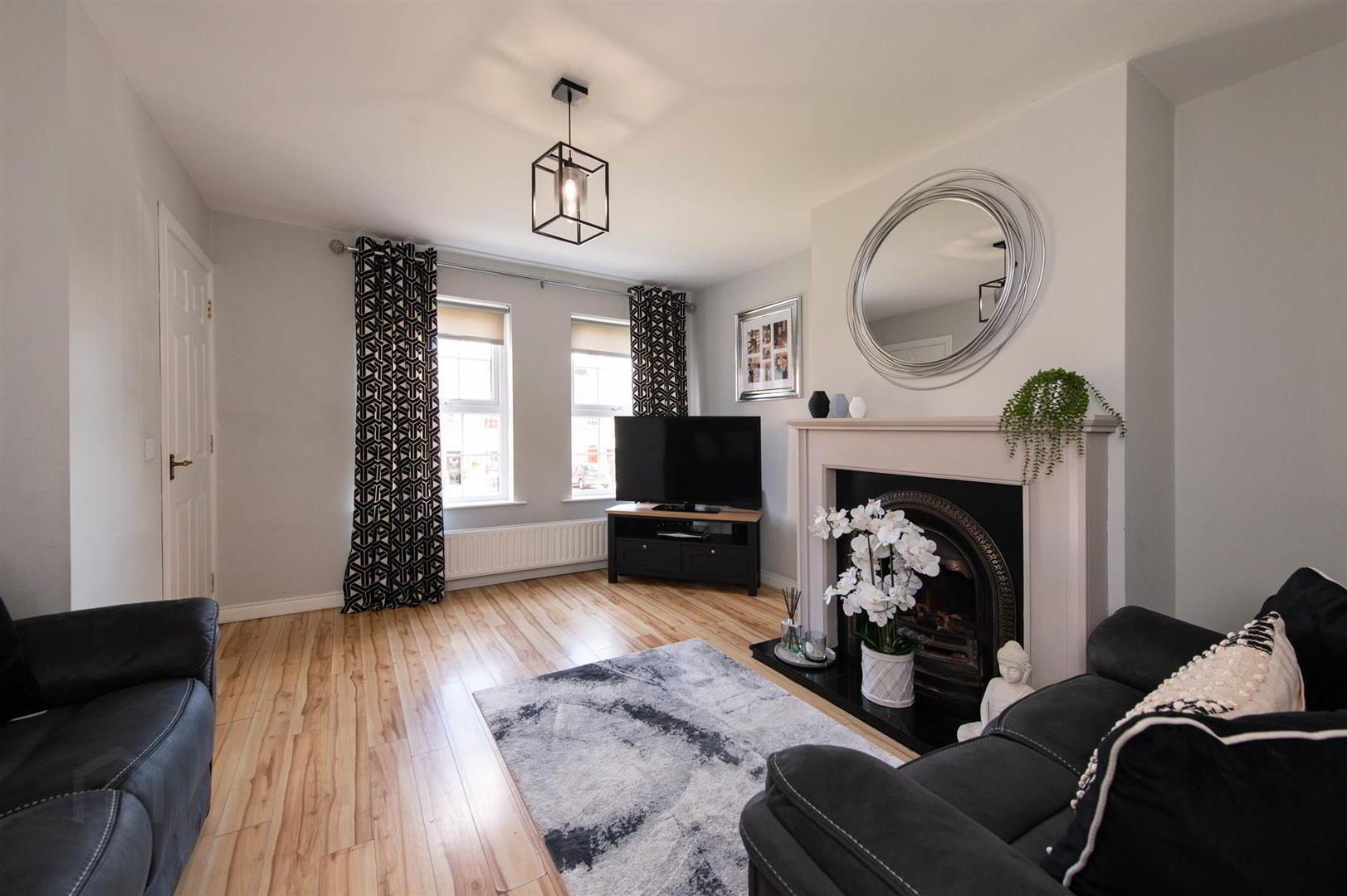 30 Summerhill Brae 5 of 25