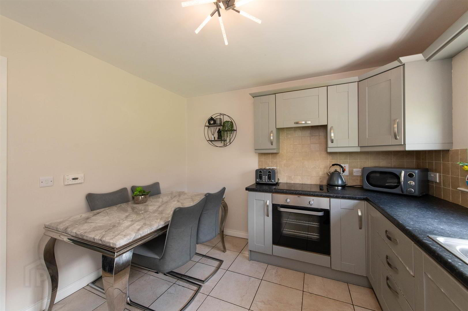 30 Summerhill Brae 9 of 25