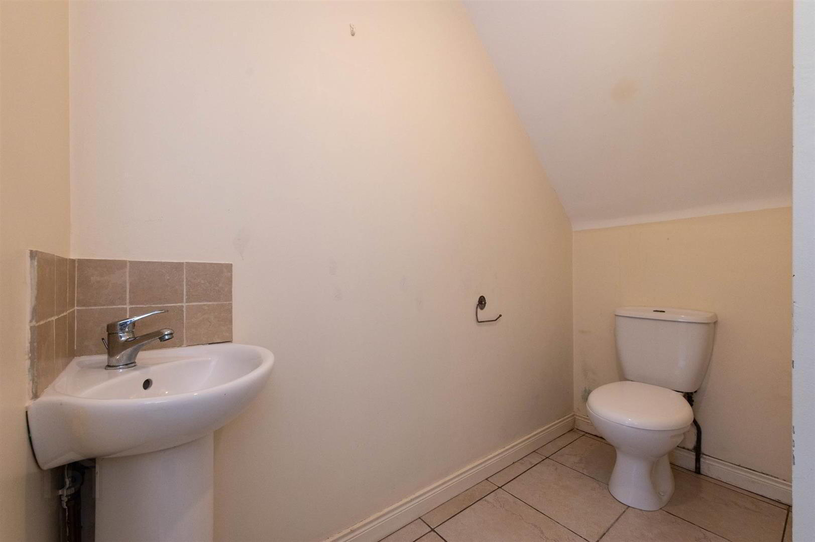 30 Summerhill Brae 12 of 25