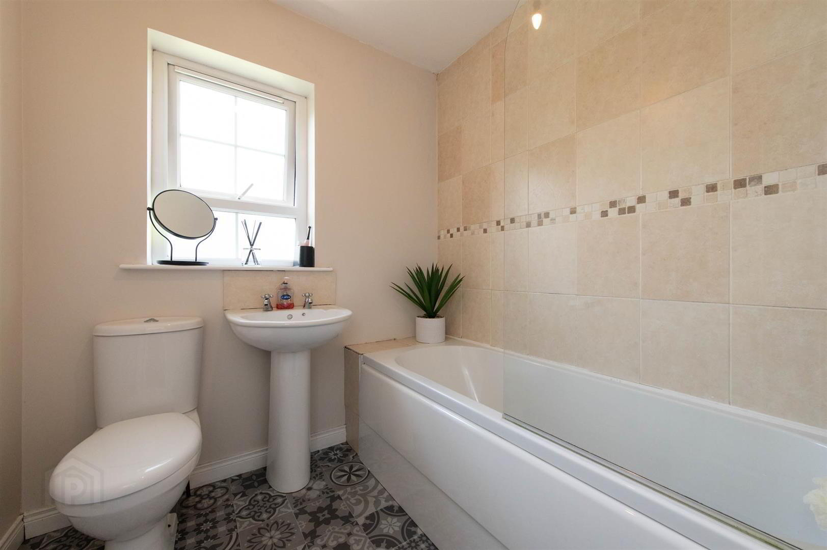 30 Summerhill Brae 17 of 25