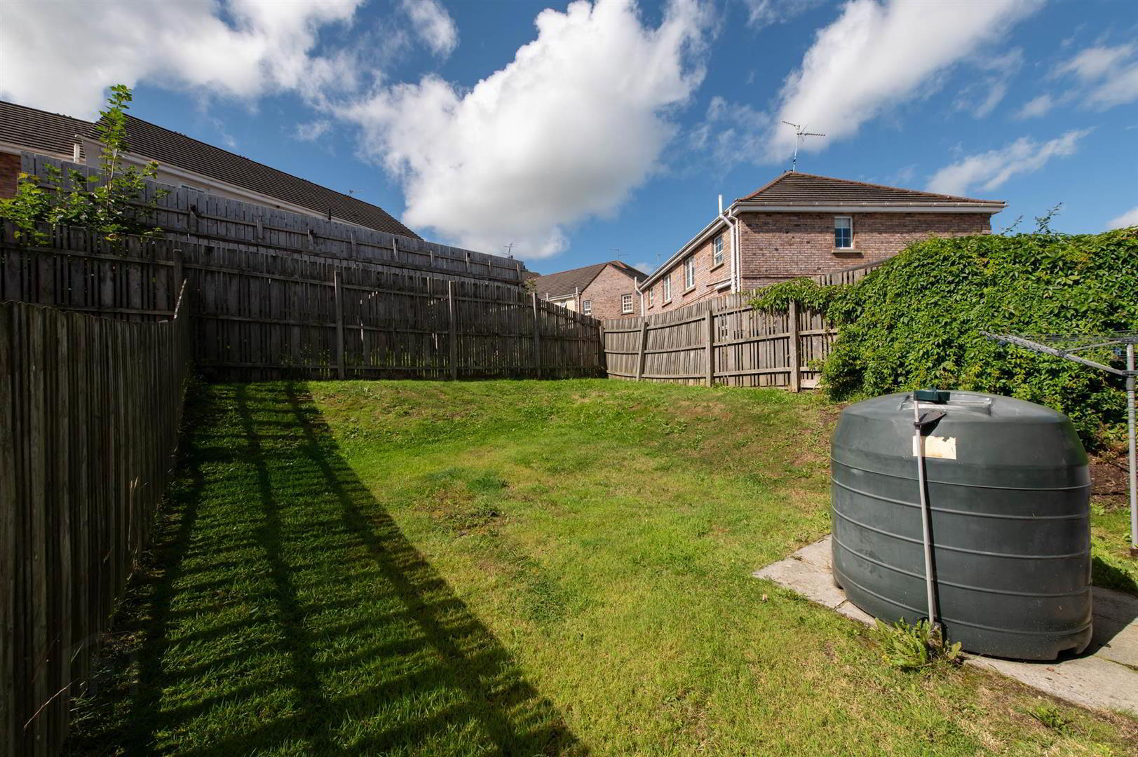 30 Summerhill Brae 20 of 25